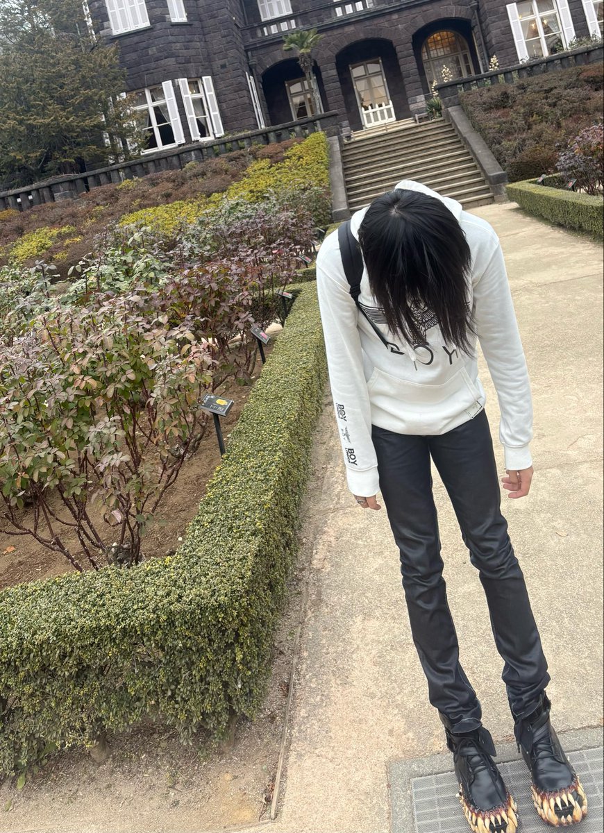 M3nt0rl's tweet photo. うみねこのなく頃に https://t.co/G6Ji0a4mhU