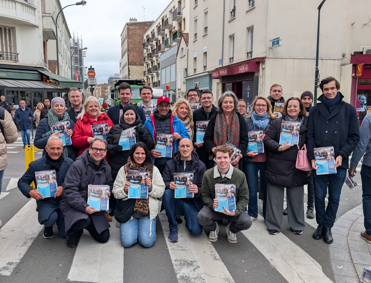 maeschlimann's tweet photo. ❗Nos équipes toujours sur le terrain malgré les vacances

Bravo 👏 

Super accueil des Asniérois 👍 https://t.co/PqNyJURXYp