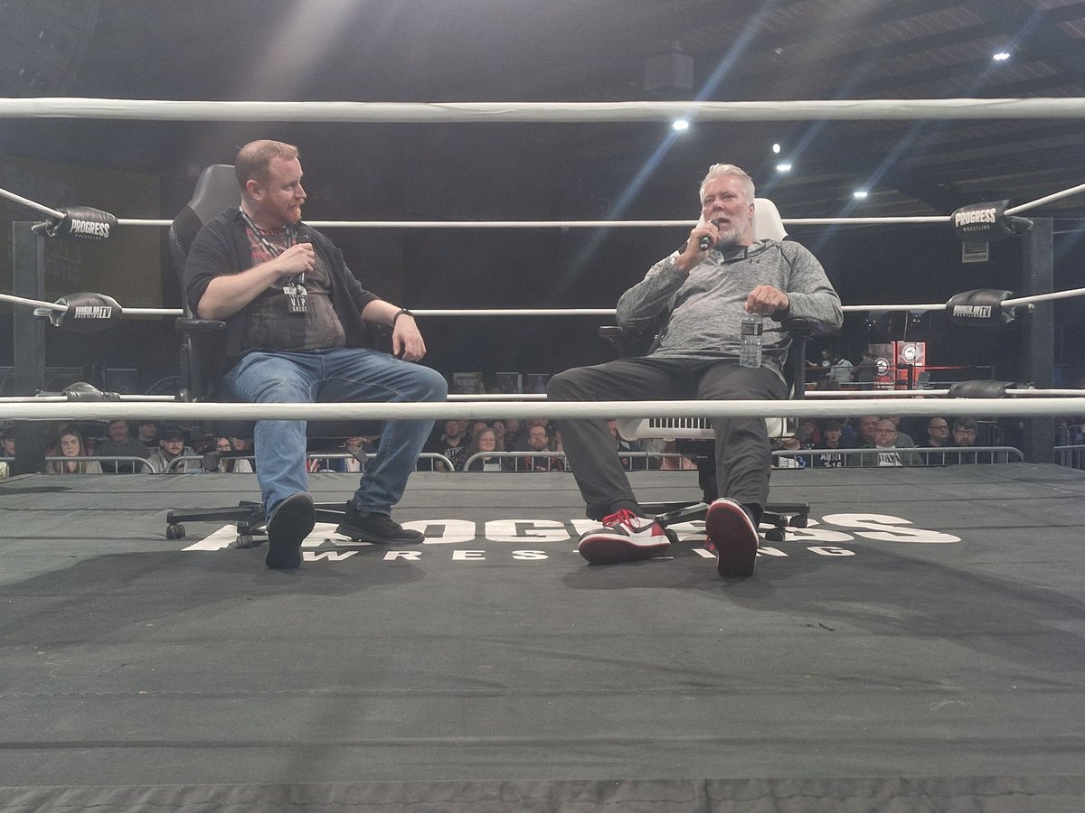 ftlowrestling's tweet image. Big Daddy Cool, Big Sexy Kevin Nash is now on stage 🎤

#KevinNash #WWE #WCW #TNA #NWO #ComicCon #Manchester #ForTheLoveofWrestling