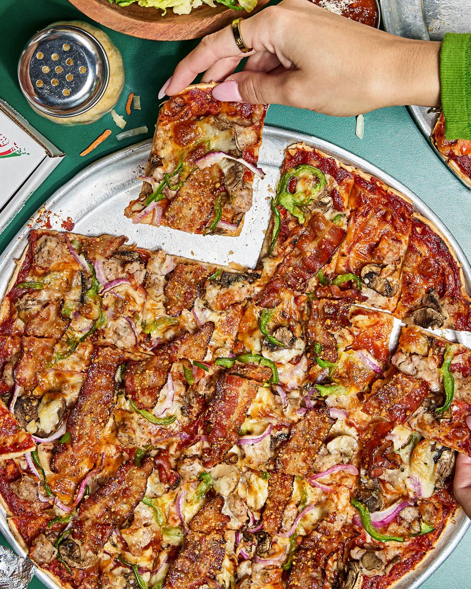 Imo's Pizza tweet media