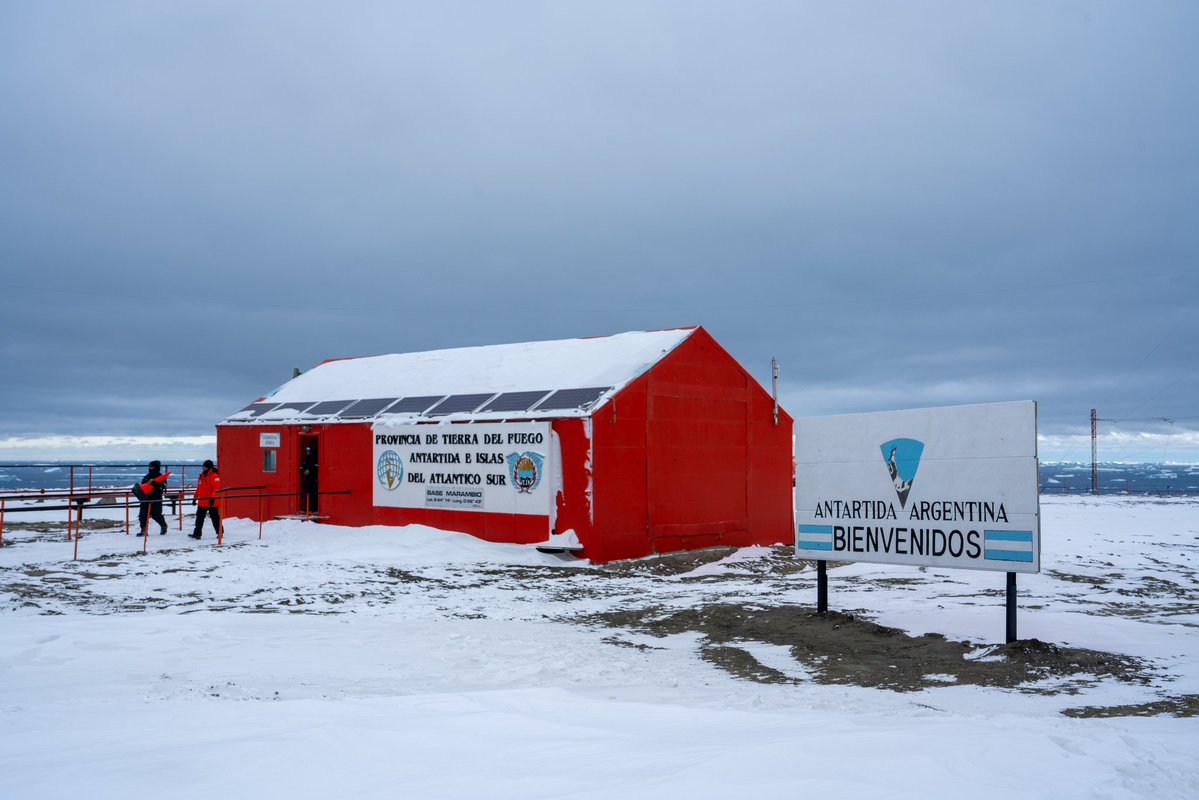 Somos ciudadanos del fin del mundo tweet media