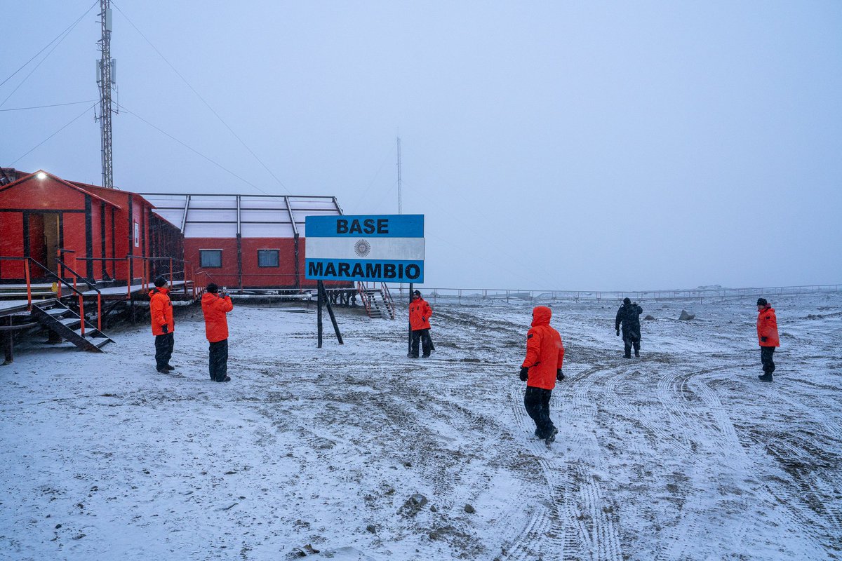 Somos ciudadanos del fin del mundo tweet media