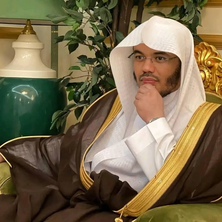 د ياسر الدوسري tweet media