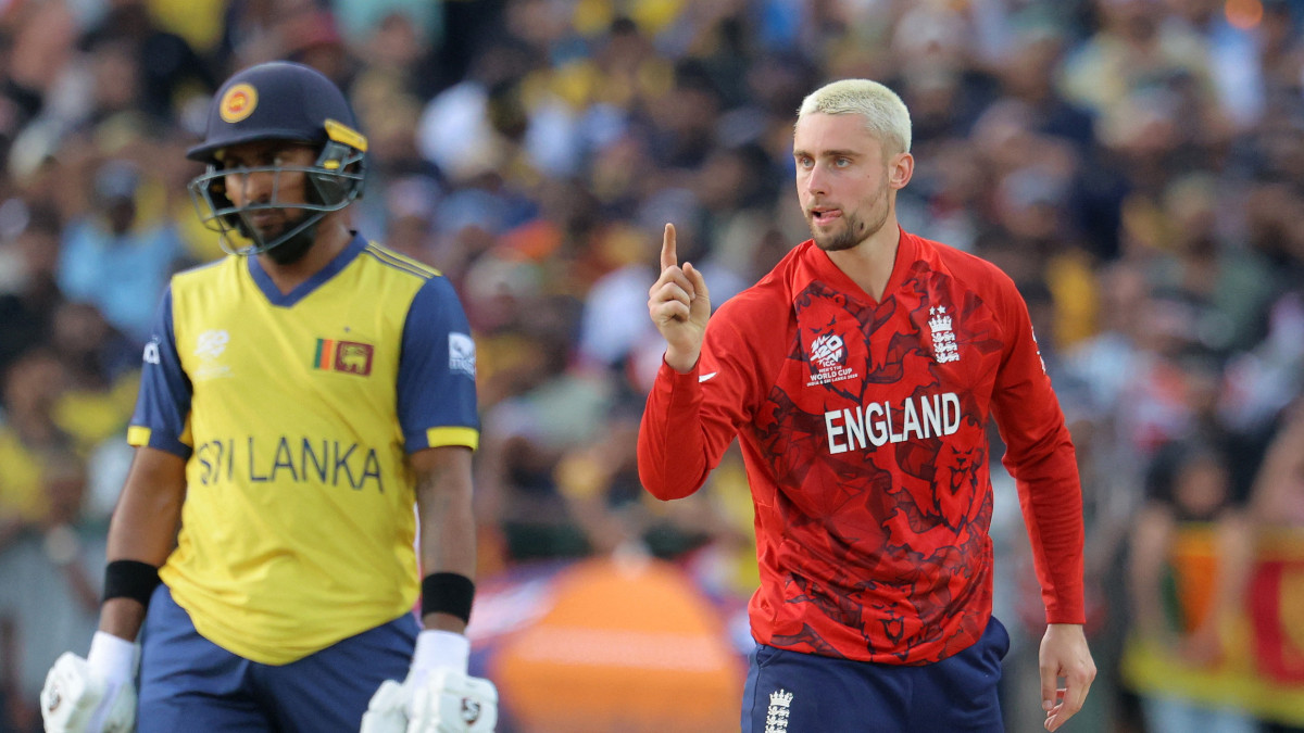 FirstpostSports's tweet image. Will Jacks strikes thrice as Sri Lanka are reduced to 34/5 at the end of the powerplay after being set 147 to win by England in Pallekele 

#ENGvSL LIVE: firstpost.com/firstcricket/s…