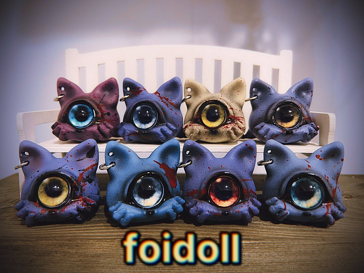 222にゃんこの日😼🧛‍♀️💕 単眼クロルはミクロからBIGまで サイズが