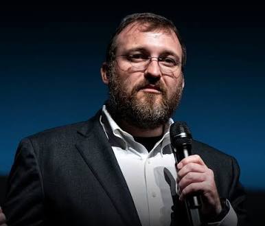 MeditatorCrypto's tweet photo. In the coming World of CBDCs...
Our Privacy won't exist anymore...

@IOHK_Charles could see that way ahead of the time and was preparing @MidnightNtwrk to protect our Human   Rights!

What ever you say...
CHARLES IS A LEGEND 🏆 https://t.co/FkITsBfwhK