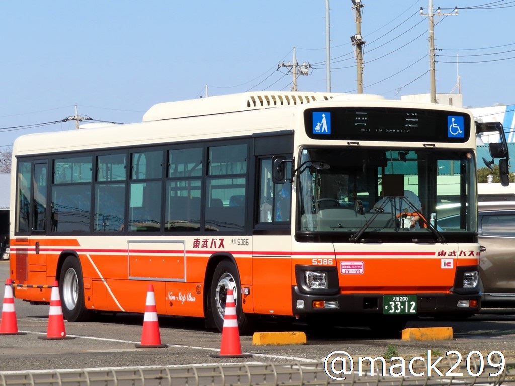 東武バスウエスト（大宮200か 33-12／社番:5386［大宮］） 今月導入
