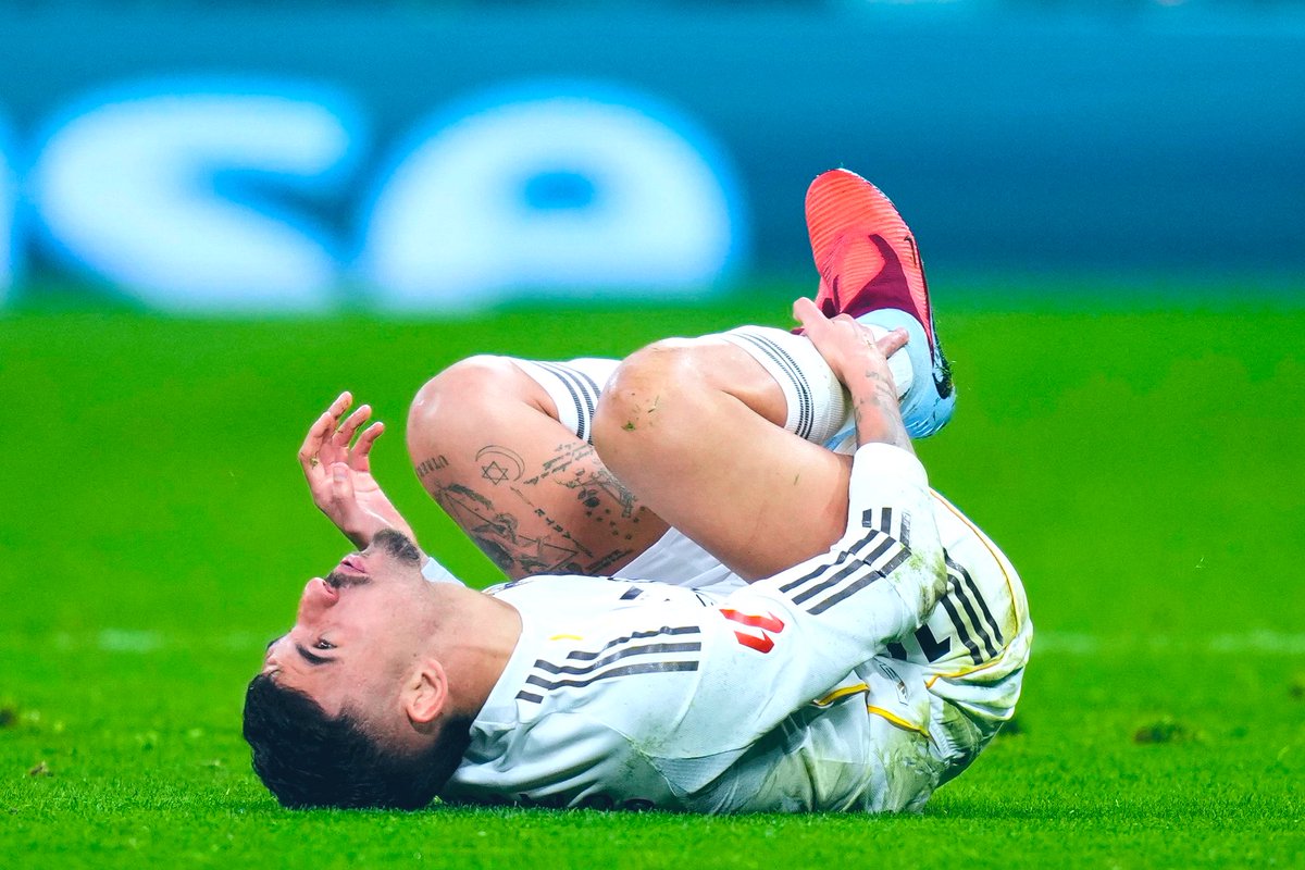 🚨⚽️ 
𝗛𝗔𝗥𝗗 𝗕𝗟𝗢𝗪 𝗙𝗢𝗥 𝗥𝗘𝗔𝗟 𝗠𝗔𝗗𝗥𝗜𝗗 !

Dani Ceballos 🇪🇸 is injured and will be out for 𝟳 𝗪𝗘𝗘𝗞𝗦 ! 🤕

🗞️ <a href="/tjcope/">Tiempo de Juego</a>
