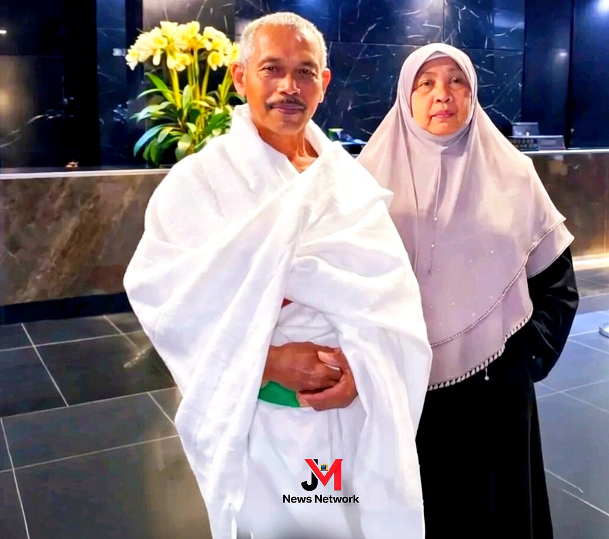 JMNewsNetwork_'s tweet photo. Mohammed Zuhair and his wife
applied for Hajj at the last minute and were unexpectedly accepted.

He passed away 11 hours after entering Makkah whilst in Masjid al-Haram after he had performed the Tawaf. https://t.co/q8K0uJOAEM