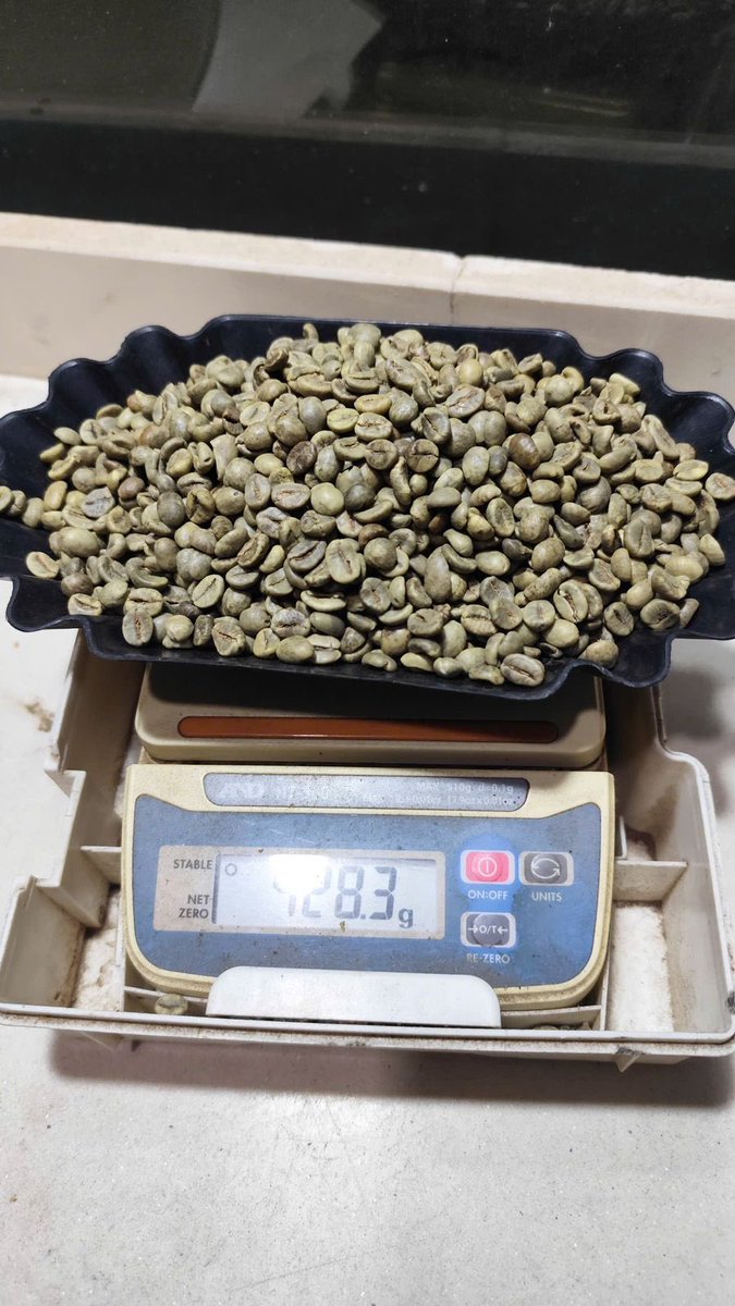 colorfulthuy's tweet photo. Coffee beans for export 
Contact us for purchase 
By GBA Innovative 🇻🇳 https://t.co/XxB877eWhJ