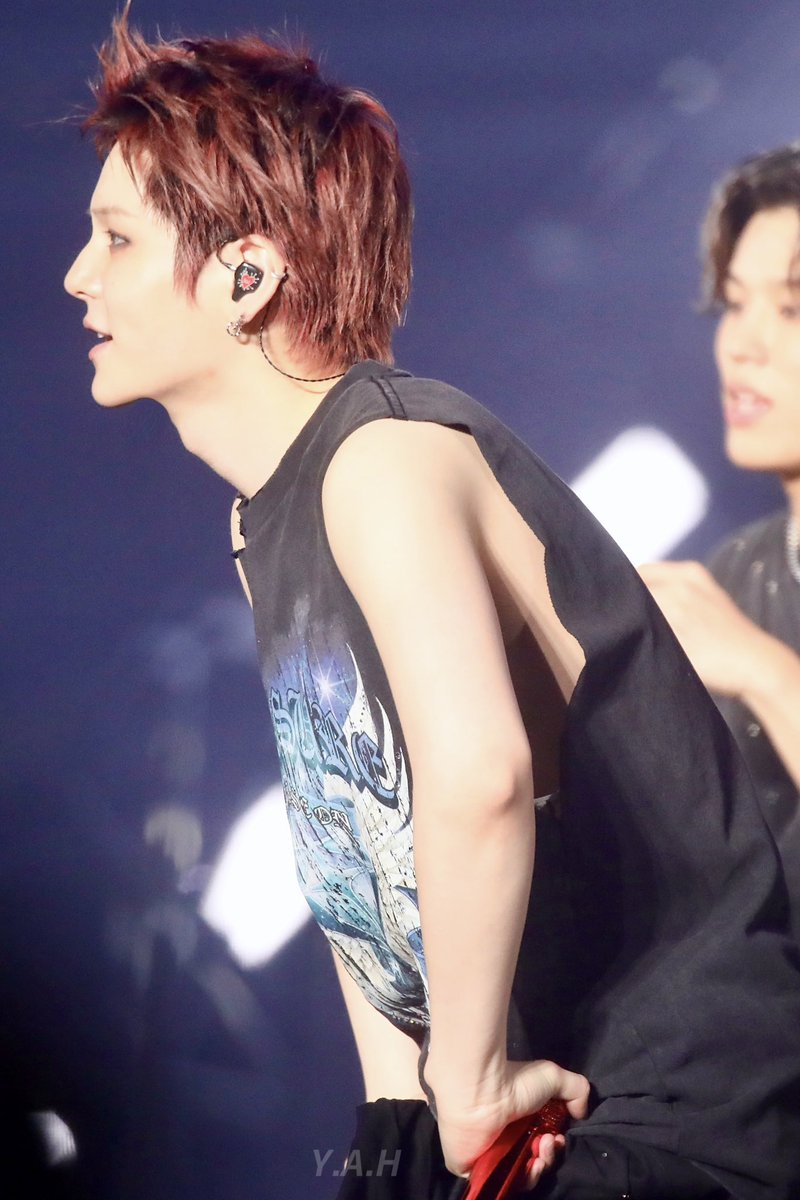 𝙔.𝘼.𝙃 tweet media