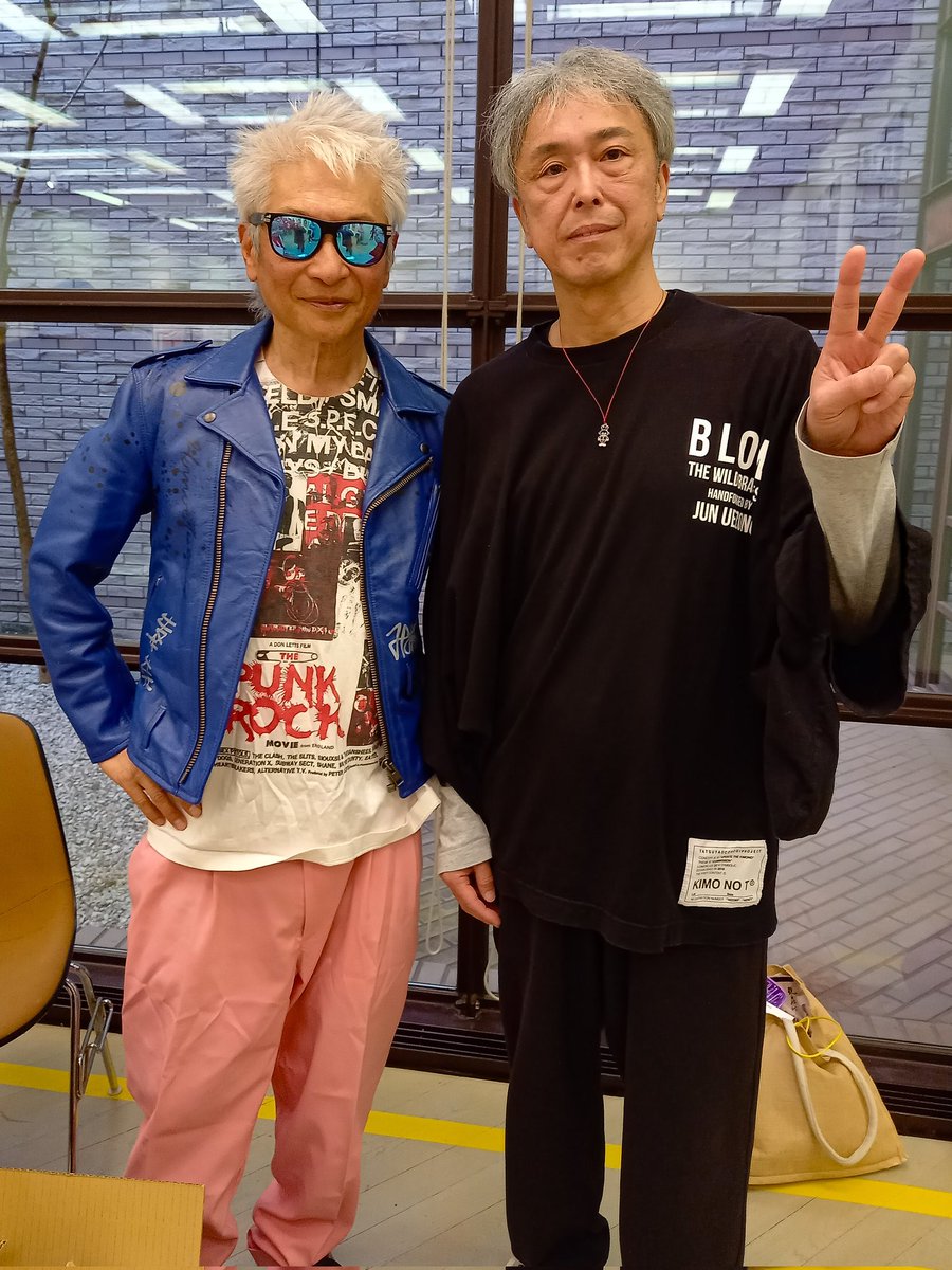 JAPANESE MUSIC POSTER SCRAP NEW WAVEに🐾
今回のトークショーも素晴らしかったです✨
超貴重なお話しをお伺いすることができました😻
当時 リアタイではLIVE等には行けなかった年齢でしたが…
お二人にサインまでいただきありがとうございます！
次回のポスター展にも お伺いさせていただきます🐾