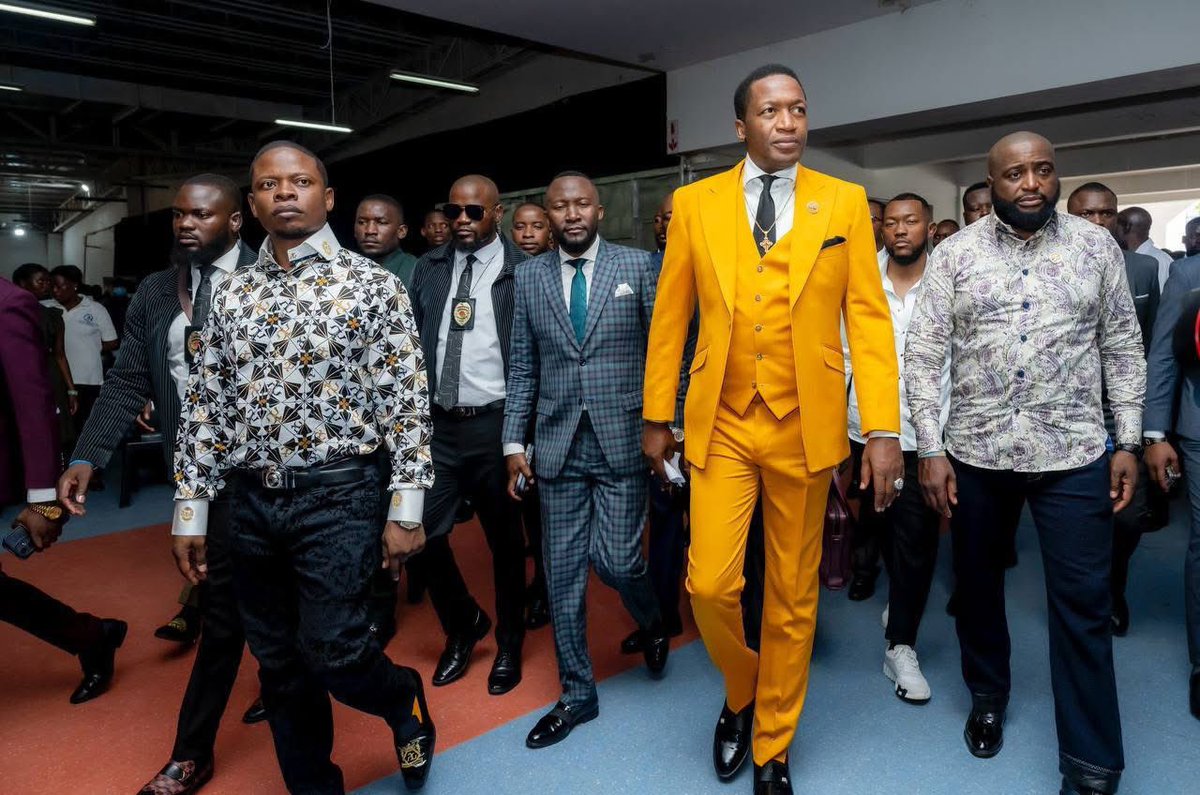 ProphetUebertTV's tweet image. Sunday service with the Highly Esteemed, Ra’ah Prophet Uebert Angel and his son Prophet Shepherd Bushiri in Malawi  | The Ra’ah Prophet Uebert Angel

#uebertangel #ProphetUebertAngelTV
#trendingvideo #sama28 #prophetBushiri