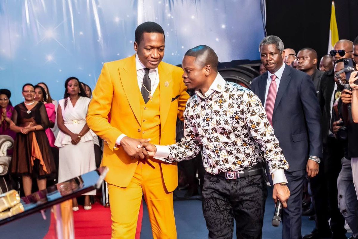 ProphetUebertTV's tweet image. Sunday service with the Highly Esteemed, Ra’ah Prophet Uebert Angel and his son Prophet Shepherd Bushiri in Malawi  | The Ra’ah Prophet Uebert Angel

#uebertangel #ProphetUebertAngelTV
#trendingvideo #sama28 #prophetBushiri