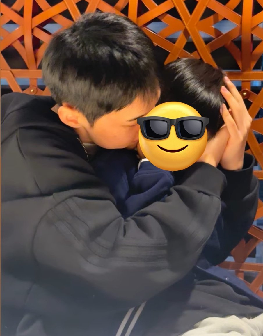 💜💛 kiki tweet media