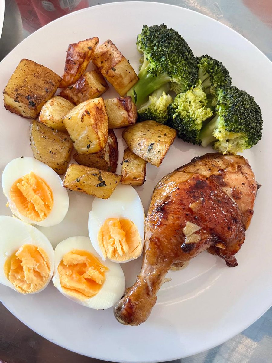 FieldDennisJam2's tweet photo. @FieldDennisJam2 
Cooked with passion, served with love. https://t.co/l77zatHdiz