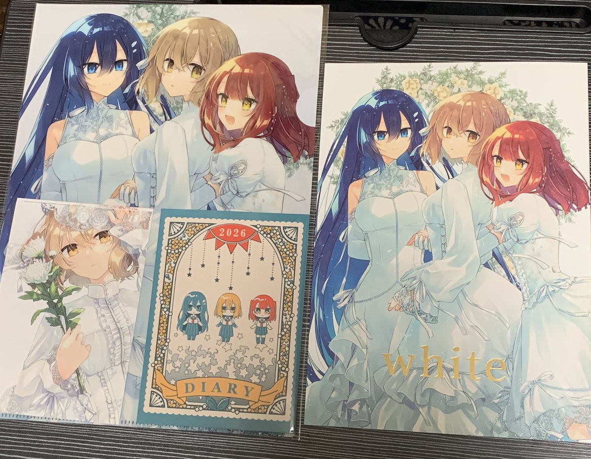 苗川先生のわたたべコミケセットもようやく受け取れましたヽ