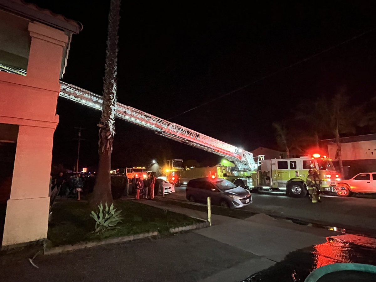 Santa Maria Fire tweet media