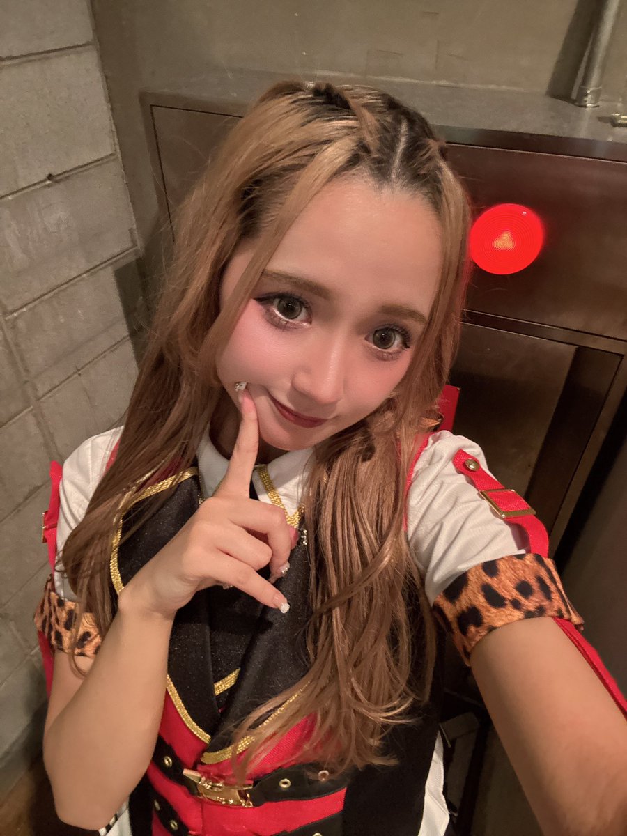 昨日は昼が当たって夜がハズレたんやけど、おでこを考えると夜