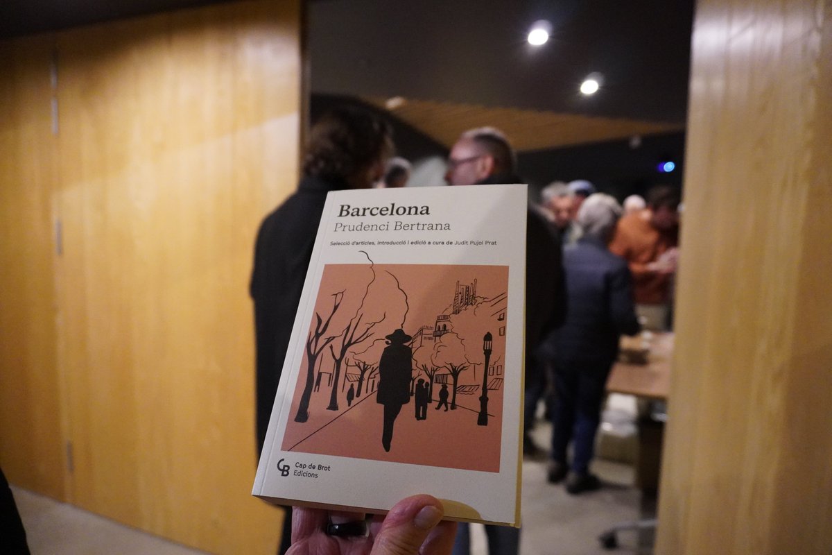 CAN TRoNA tweet media