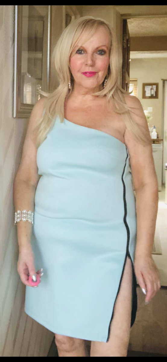 Liz irvine tweet media