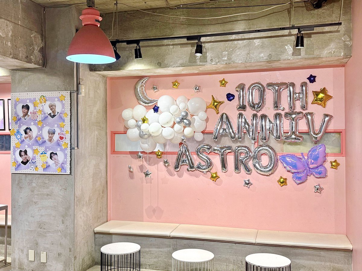 DEAR_MY_ASTRO's tweet photo. 𝟤𝟢𝟤𝟨 𝘈𝘚𝘛𝘙𝘖 10th Anniversary 𝖢𝖠𝖥𝖤 𝖤𝖵𝖤𝖭𝖳

⊹・┈・┈・⊹・┈・┈・⊹
.⟡ .   ݁ タイムカプセル . ݁₊ ⟡
⊹・┈・┈・⊹・┈・┈・⊹

▸ 2026.02.21 ~ 2026.02.25
▸ @tigcafe 

#영원히_아스트로_편이야
#ASTRO_10TH_ANNIVERSARY

#ASTRO #아스트로 https://t.co/SHOAakNRi8