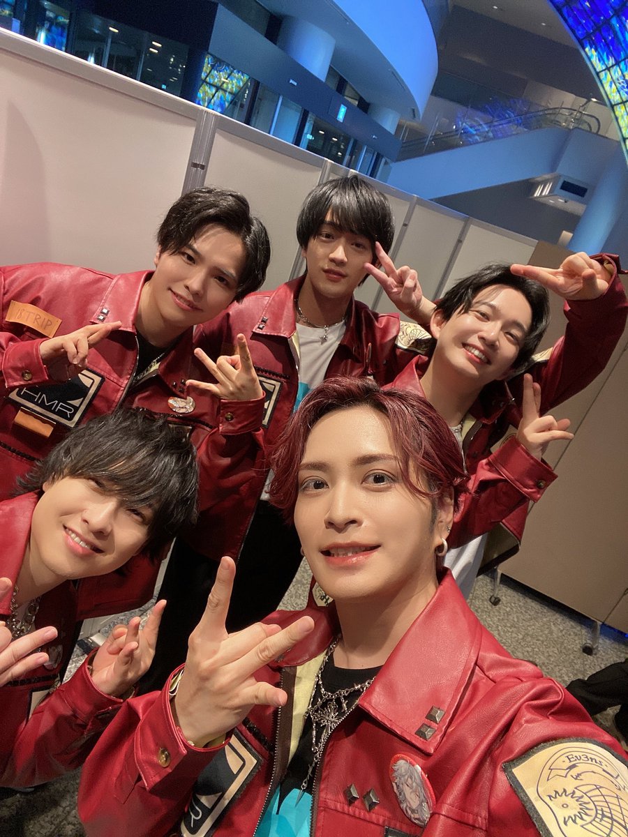 18TRIP HAMA ツアーズ presents “おもてなしライブ” -Sparkle-
#02 #03 無事終了しました🤞 
楽しかった〜！
皆さんに楽しんで貰えていたらなによりです！
今回の衣装のクオリティもすごかったな〜
おもステの方も頑張って盛り上げていきたいな🤞