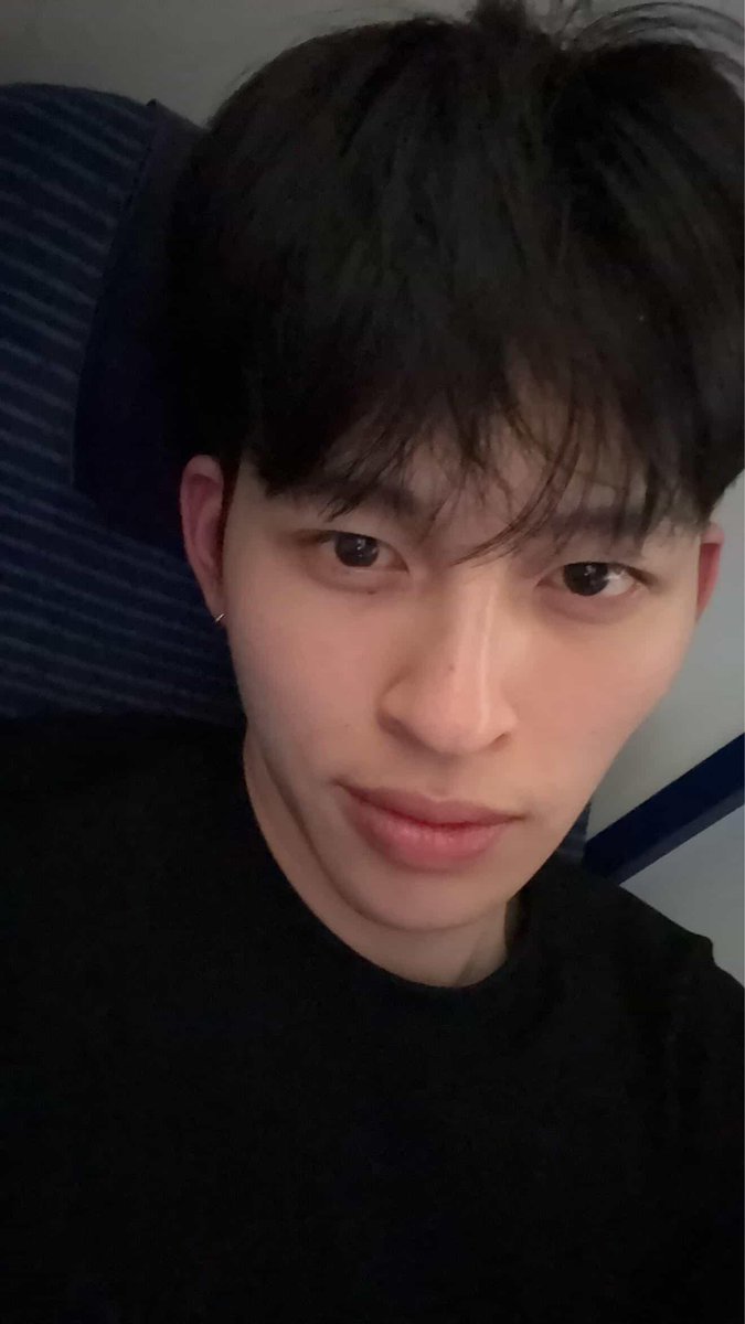 일어낫넼ㅋㅋㅋ 아 귀여워 ㅠㅠ♡♡ 

#ppnaravit