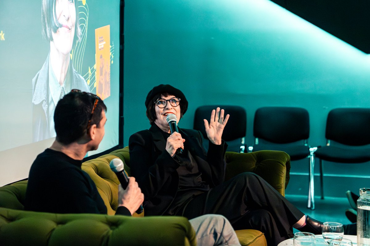 Daniel Rachel tweet media