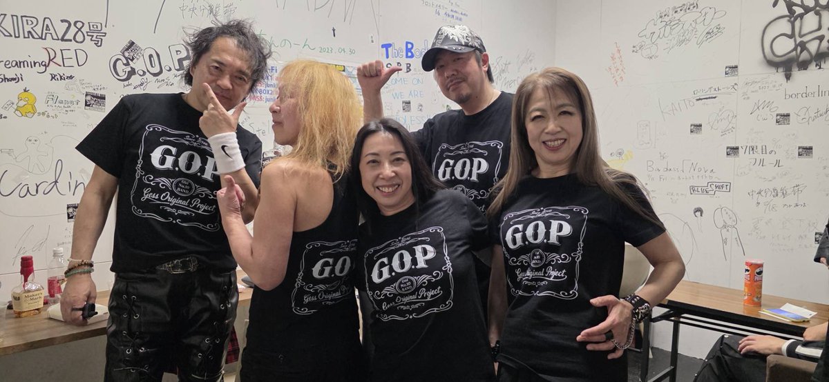 loudgess1's tweet photo. 盟友エンドレス企画！
音座ロック無事終幕ベル🛎️
最前組の皆様〜途中から
ノリにノッてくれた皆様まで
ありがとうございました😊 https://t.co/EF6NU0ybRn