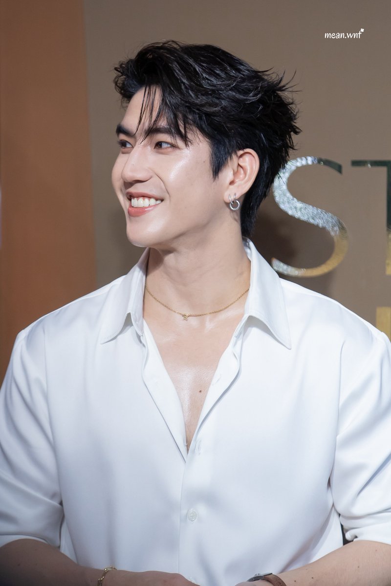 ⌜2026.02.22⌟
จะมองทางซ้ายก็เข้าตา จะมองทางขวาก็โดน

STAY IN SEA TAWINAN

#EsteeLauderxSeaTawinan
#sea_tawinan <a href="/Sea_tawinan/">Inthu, Tarotist | ปิดรับดูดวงชั่วคราว (ลาพักใจ) 🔮</a>