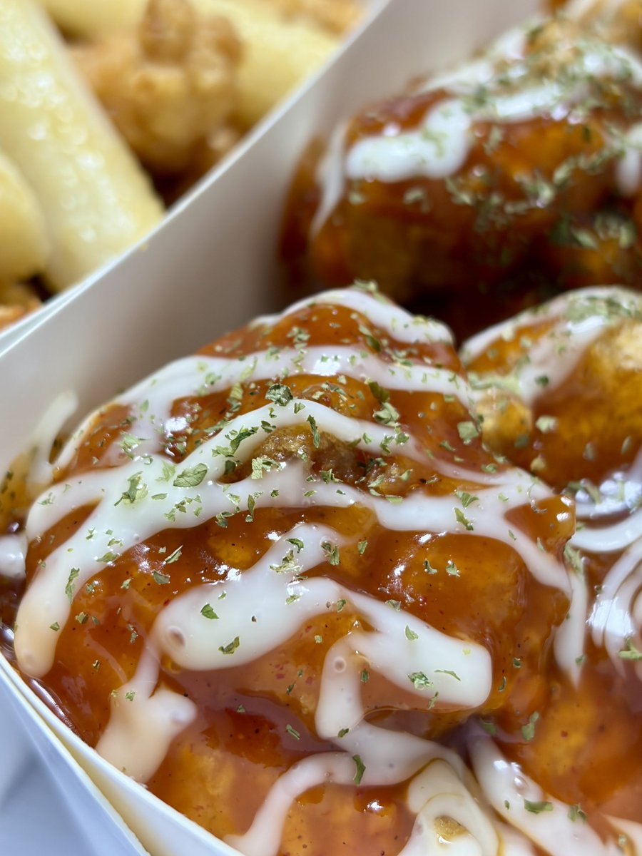 치킨 박살👊 

이 영롱한 자태가 보이십니까.!!