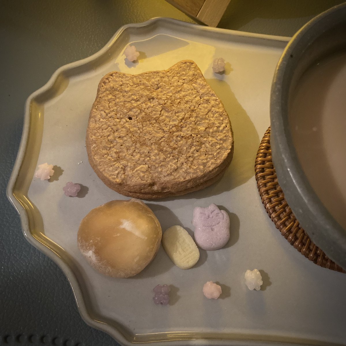 MIRUKU TEI のくせにちゃんと紅茶の風味あって想定外に美味しかったよ