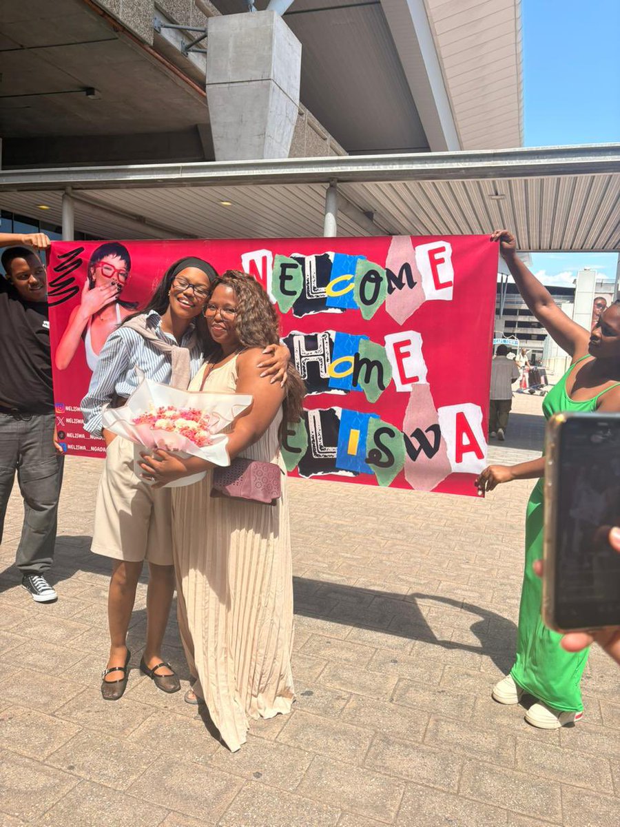 lowkeylavishh's tweet photo. Neliswa X Nectars 🦋 #BBMzansiS6 #BBMzansi https://t.co/QJKCuW8MlD