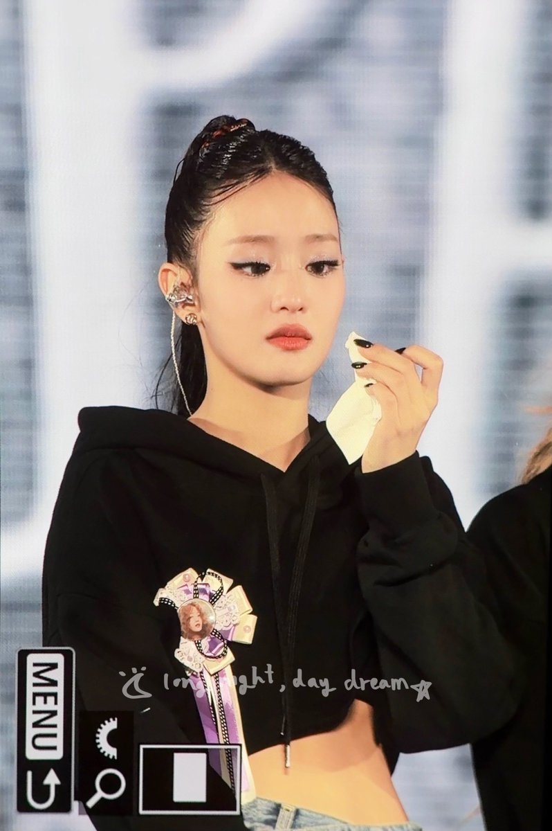 260222 이번 콘서트도 결국 울어버린 민니...😂😂😂

#아이들 #idle #민니 #MINNIE #มินนี่