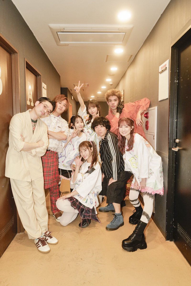 OKAMOTOS_INFO's tweet photo. 〇2026.02.22(日)北海道・Zepp Sapporo
SCANDAL TOUR 2026
 『SCANDALの対バンツアー』

ありがとうございました🕺✨

終演後コメントはSCANDALのみなさんと❣️

終演後コメントは公式アプリ
オカモトークQをチェック✔️
https://t.co/orSBDzniq1

📸by JON https://t.co/mKNZppOgGA
