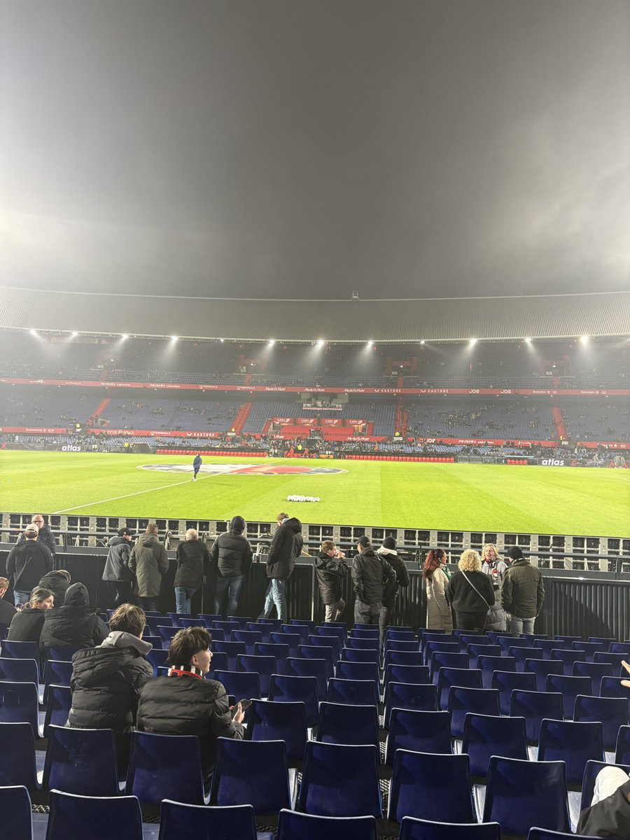 Zondag avond 20:00 uur… Niet mijn tijd maar vooruit #FEYtel