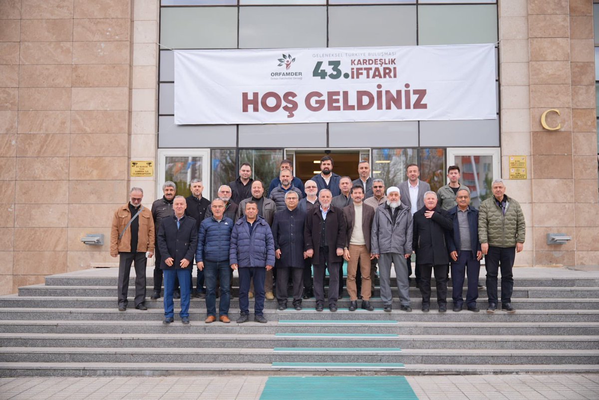 orfamder's tweet photo. Orman Fakülteliler Derneği (ORFAMDER) olarak 43. Geleneksel İftar Programımızda Ankara’da yaklaşık 700 meslektaşımızla bir araya geldik. Aynı sofrada vefayı, kardeşliği ve mesleki dayanışmayı bir kez daha paylaştık.
43 yıldır aynı heyecan ve aynı gönül bağıyla beraber yürüyoruz… https://t.co/nOJ5OOEEIt