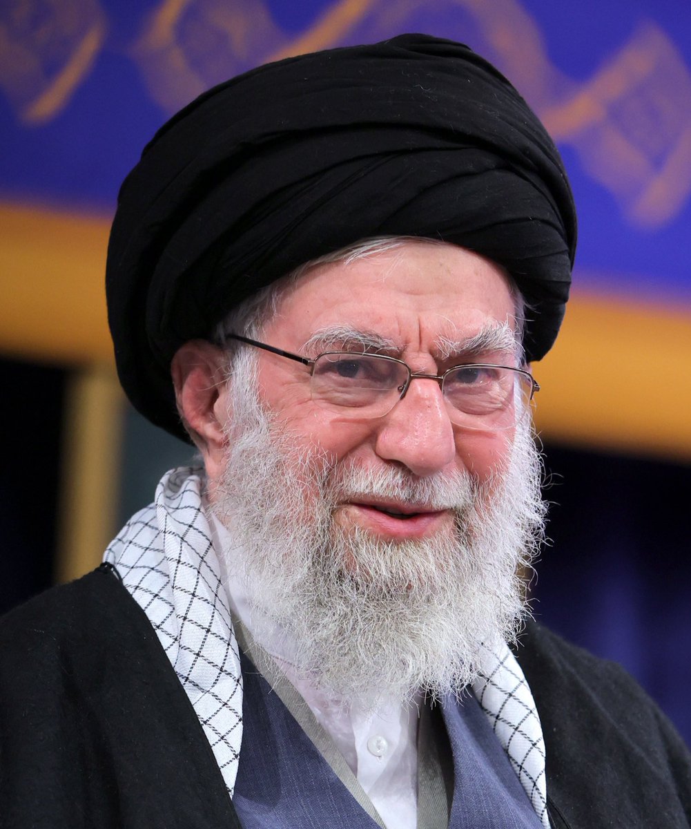Osint613's tweet photo. Channel 12 Israel: A source in the Saudi royal family told N12 that the solution is not limited military action but full regime change in Tehran, including eliminating Supreme Leader Ali Khamenei and his inner circle.

The source said the only solution is to overthrow the Iranian regime and replace it with a strong centralized authority, not a weak technocratic government like in Iraq.