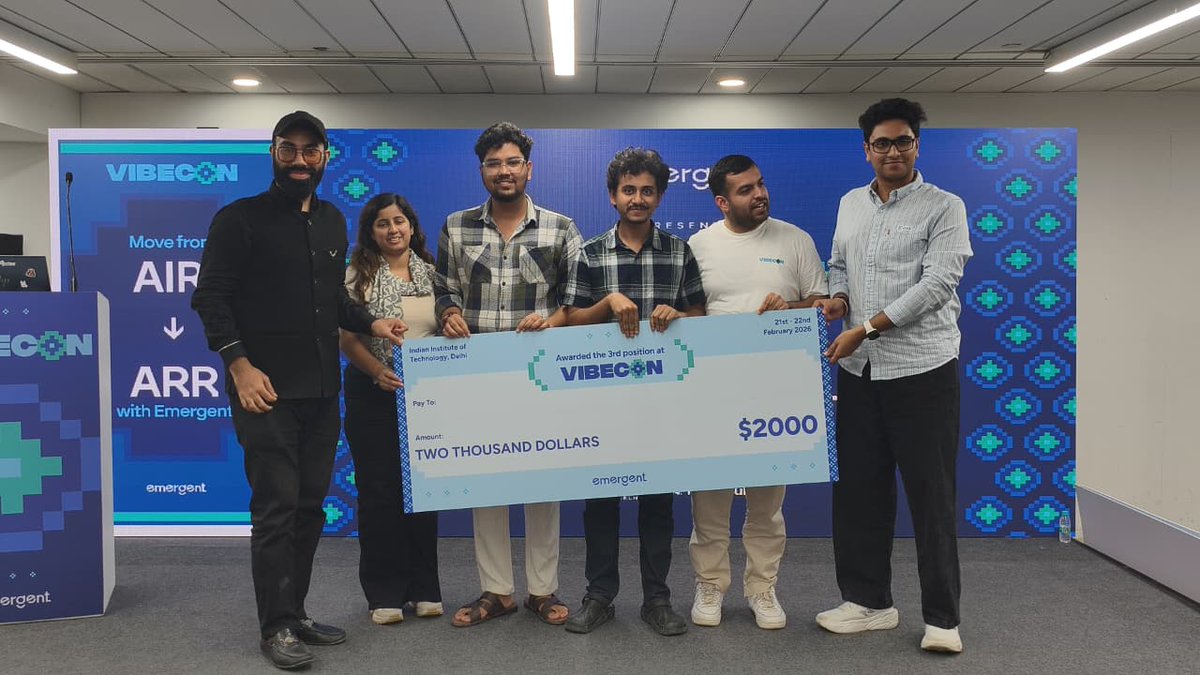 Emergent tweet media