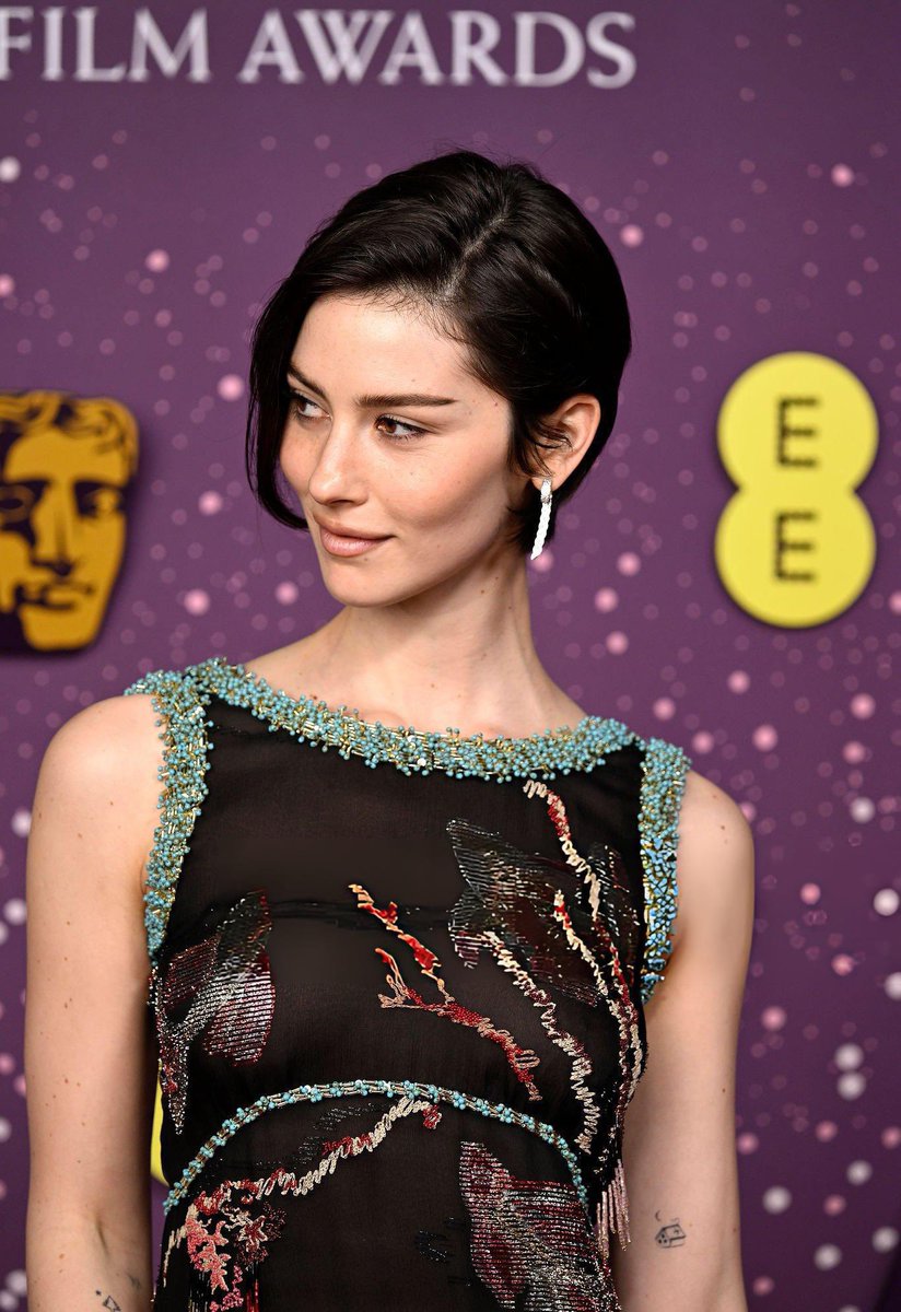 pourlesjolies's tweet image. Gracie Abrams at the 2026 #BAFTAs