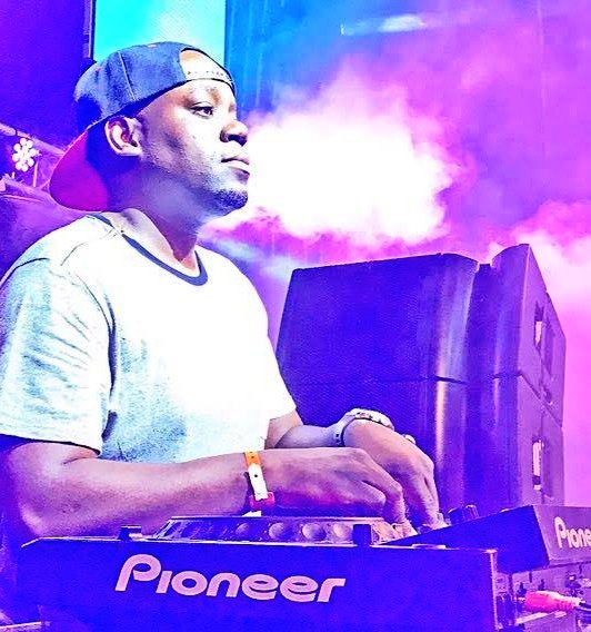 DJ Complexion tweet media