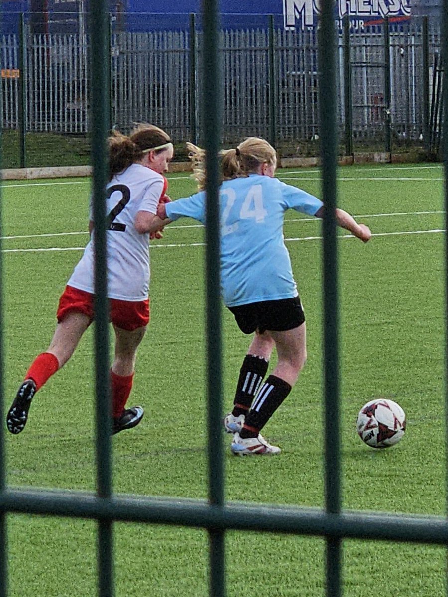 Mrs Daye tweet media