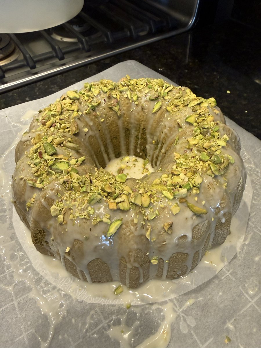 BluethePitbull tweet media