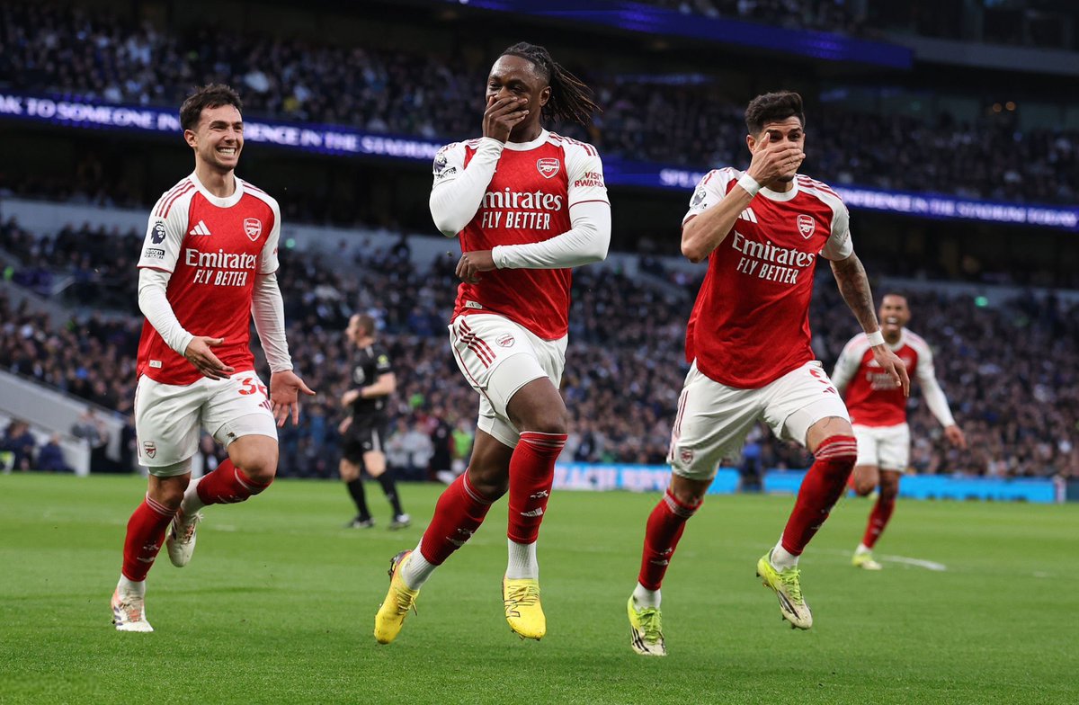 AFC Pics tweet media