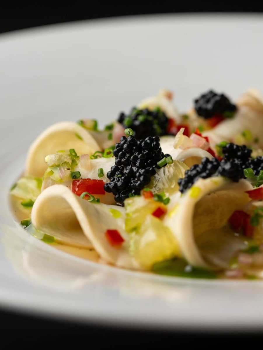 Crossroads Kitchen tweet media