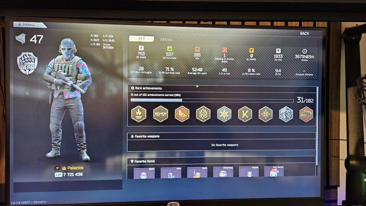Beneniah1's tweet photo. @tarkov @bstategames How is this guy still playing the game and not banned yet? https://t.co/F9LYHSbEjg