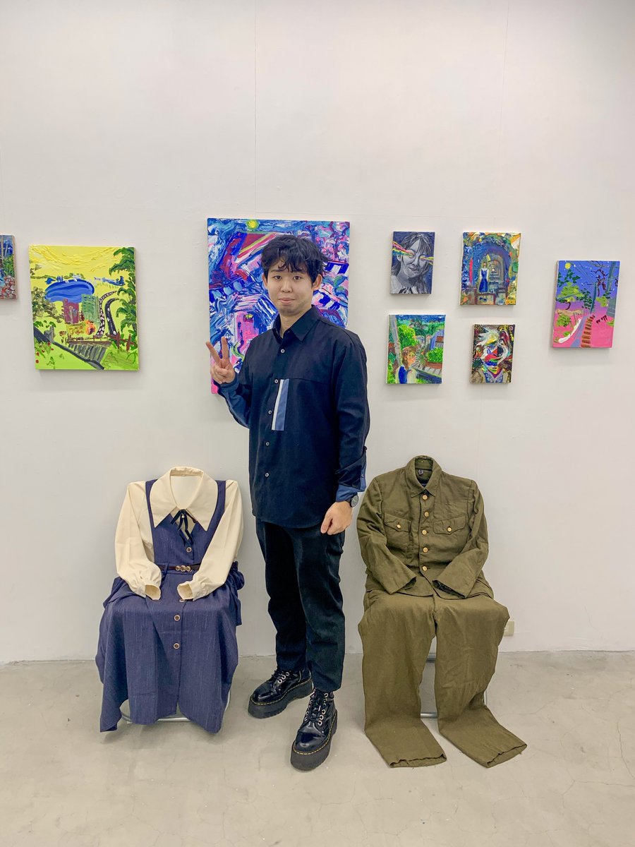 私が出演している横須賀VRアート展覧会
「うっかりあげ足をとってしまったから…」
先日会場にてVR体験をしてきました

体験会場である築100年の集会場に最新のVR機器が並んでいる様子は一種のサイバーパンク味を感じた

VR作品はどれも素晴らしかったです

3月1日までですので是非ともお越しください