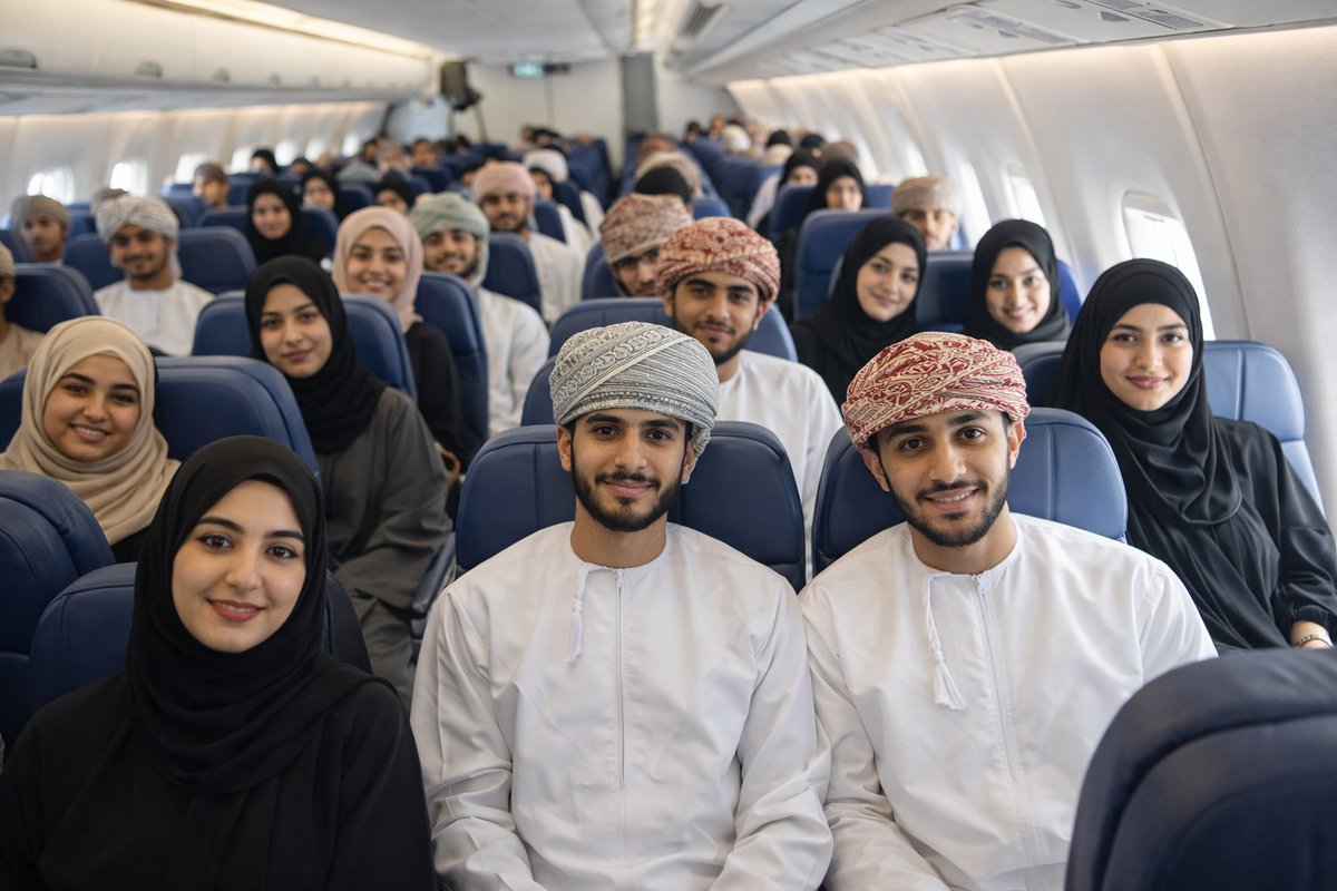 نكمل القصة :

الحمدلله ٦٨ شاب وشابة تحملوا عناء السفر في رمضان وتكاليف التنقل والمعيشة لمسقط

✳️ اليوم اختبروا وطلع الاختبار تحريري بمعنى كان مـن المـمكن إقامته بسهولة في مسندم أو ظفار أو اي محافظة

(( نأمل من مجلس الوزراء التوجيه بأن يتم كل ما يتعلق بالوظائف كلا في محافظته ))