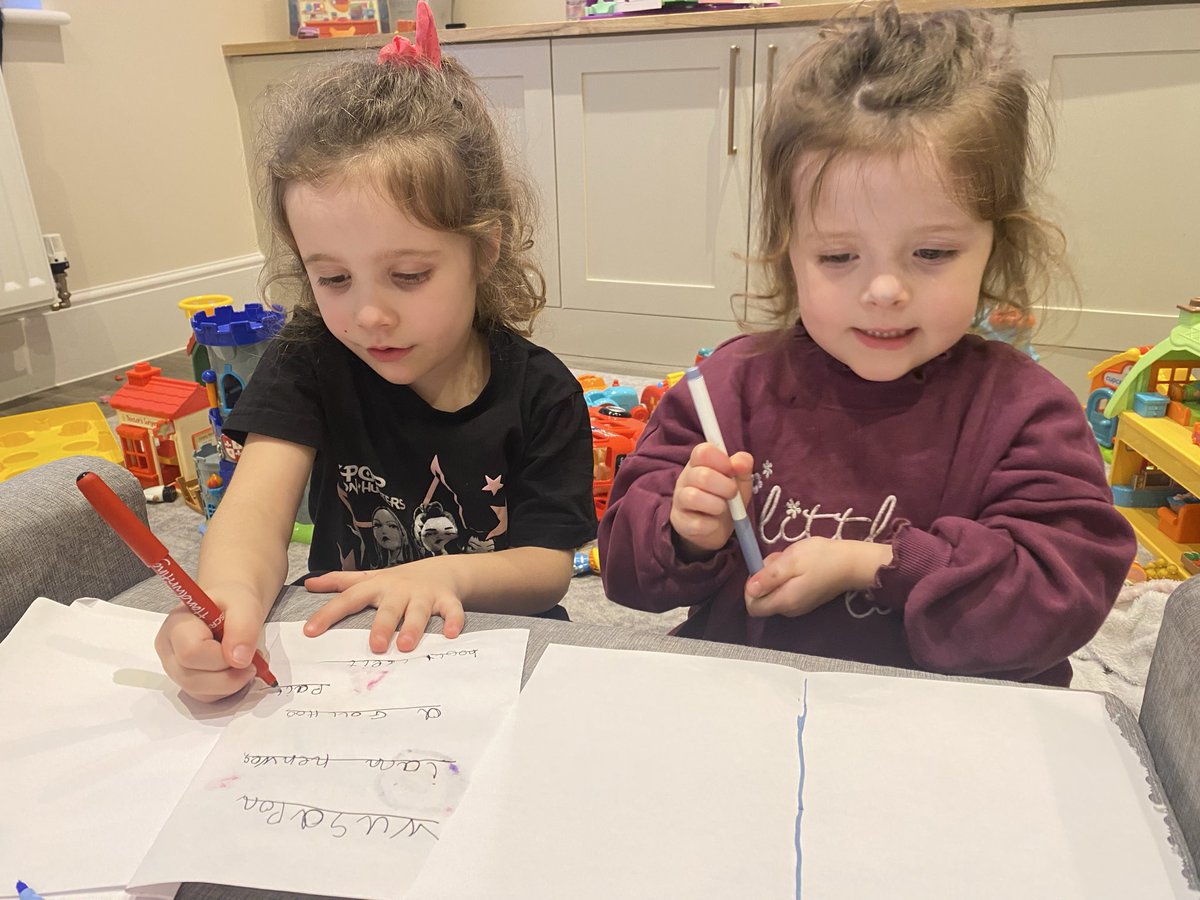 Rachel Saunders tweet media